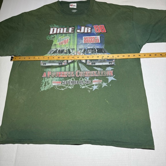 Chase Authentics Dale Earnhardt Jr. #88 NASCAR T-Shirt in Size 2XL - Picture 3 of 8